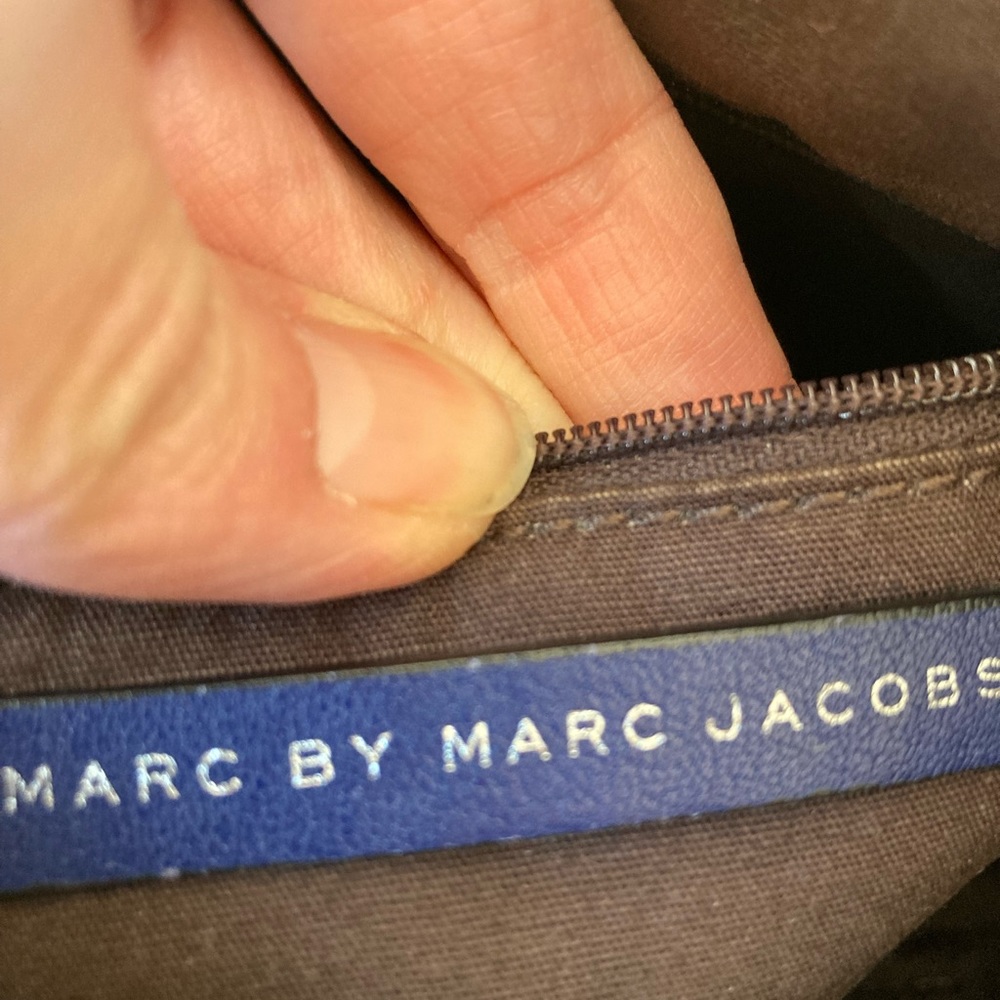 Marc Jacobs crossbody purse and matching wallet, cobalt blue leather, EUC - Picture 15 of 16